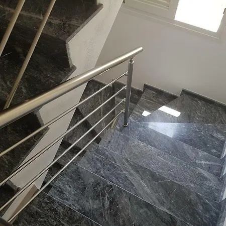 Paphos Apartments *